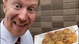 外国人がたこ焼きを食べたら。。🐙 foreigner discovers Takoyaki!